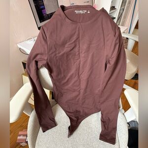 NEW ‼️ Women’s Long Sleeve Bodysuit - Brown - Abercrombie Soft Collection